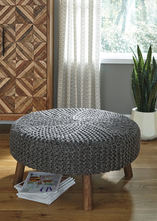 Kyleman store storage ottoman